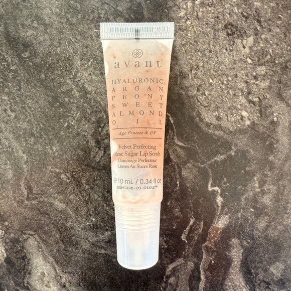 Avant Velvet Perfecting Rose Sugar Lip Scrub Size 10ml Sweet Almond Oil - Picture 3 of 6